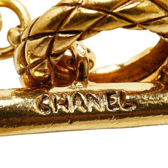 CHANEL Toggle Long Chain Necklace 33" Gold Tone Auth - Picture 7 of 8